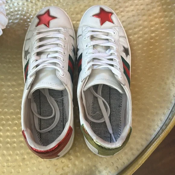 Gucci Ace Star Embroidered Leather Sneaker - Picture 9 of 9